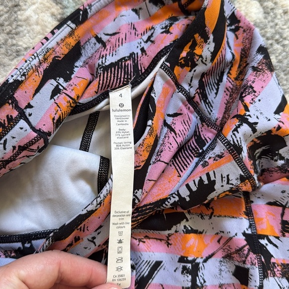 Lululemon Speed Up Crop *21" - Picture 3 of 9
